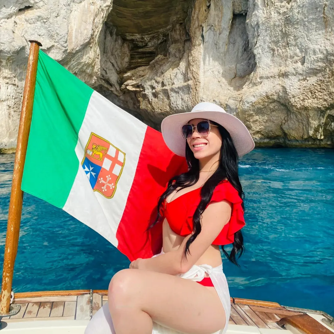 Enjoy Capri by Boat: A Dream Experience